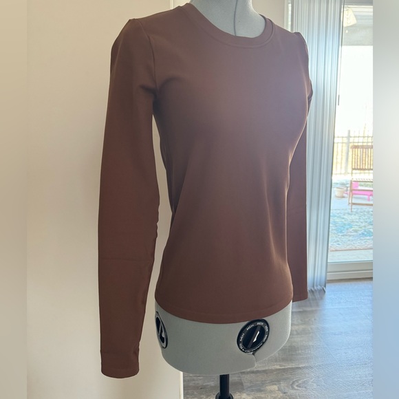 Fitted brown top - Picture 1 of 2